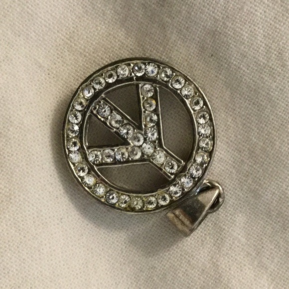 Peace charm - Picture 4 of 4